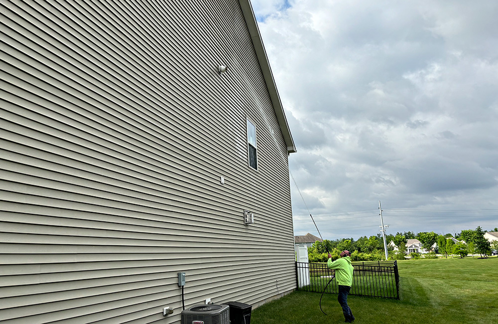 Soft washing siding